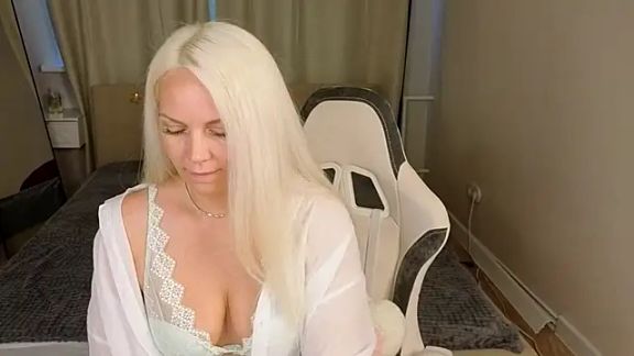 April_Nelson