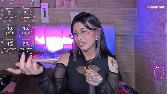 mia_devine_