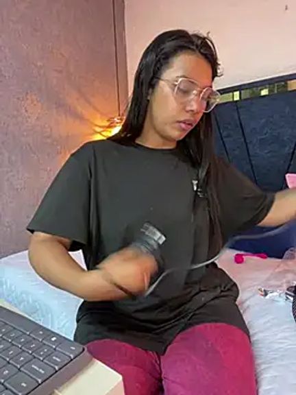 naomifox_