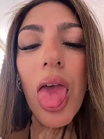 BellaViolet