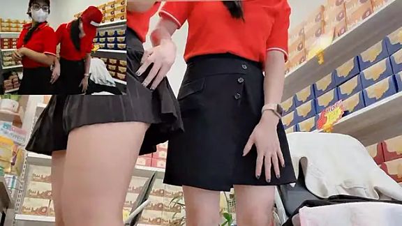 Sneaky_Cumshoot