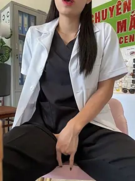 Sneaky_Cumshoot