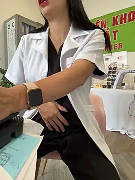 Sneaky_Cumshoot
