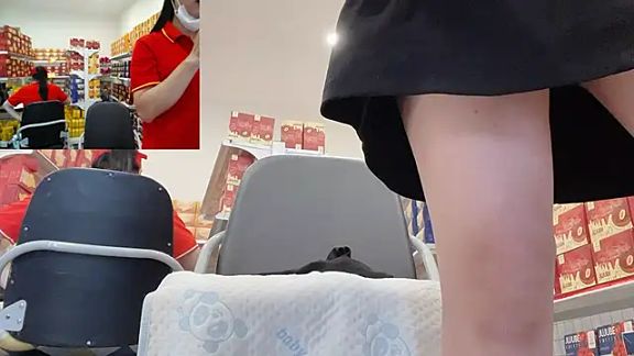 Sneaky_Cumshoot