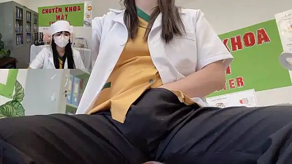 Sneaky_Cumshoot