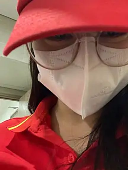 Sneaky_Cumshoot