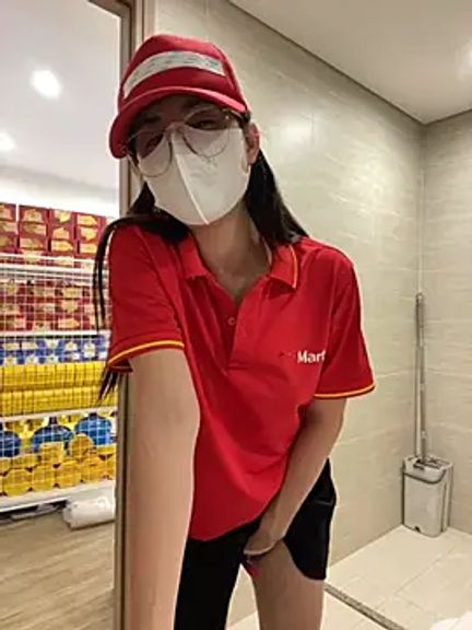 Sneaky_Cumshoot
