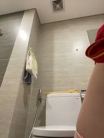 Sneaky_Cumshoot