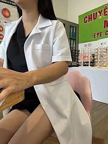 Sneaky_Cumshoot