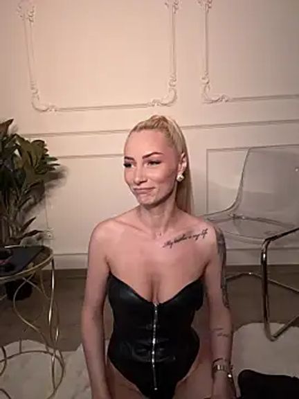 AngieShae
