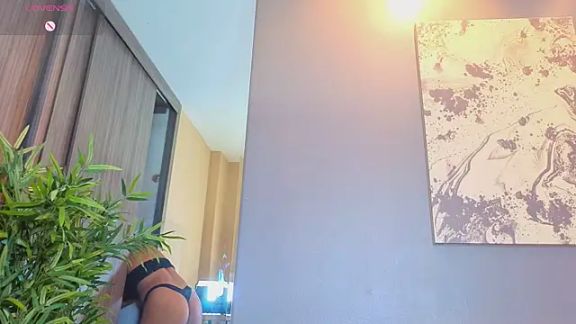 Karlie_moore_
