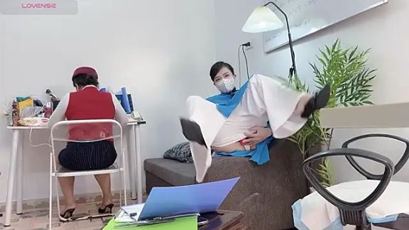 Mono-StewardessMysa