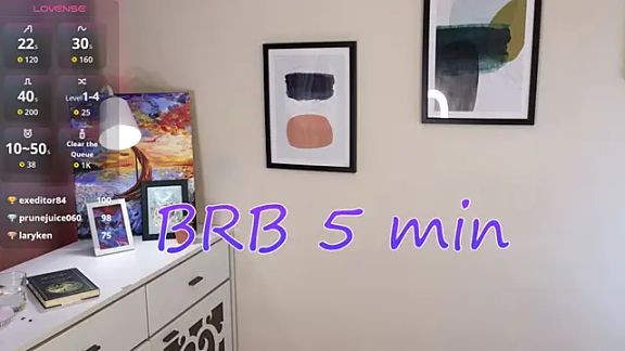 Umia_Bordered