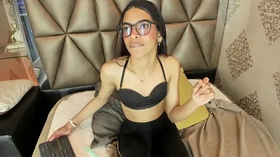 Violett_Carter
