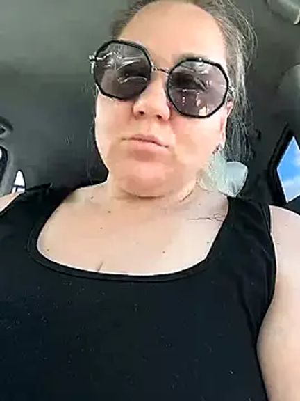 AnnaCurvy