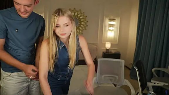 Melissa_kiss054