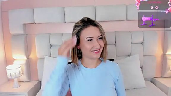 Arianna_Davis