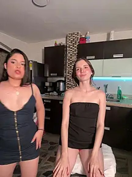 kevin_hotgirls