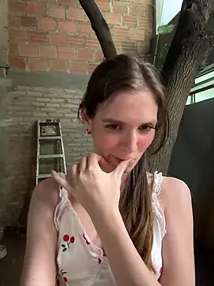 kevin_hotgirls