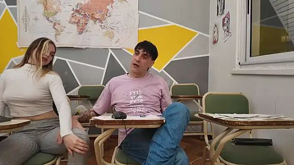 Elnonoykeila77