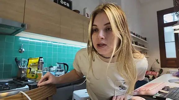 Elnonoykeila77