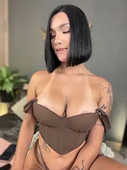 Lotie_Cox