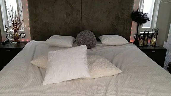 Monica_sex_xxsirens