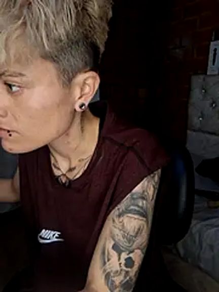 Megan-r