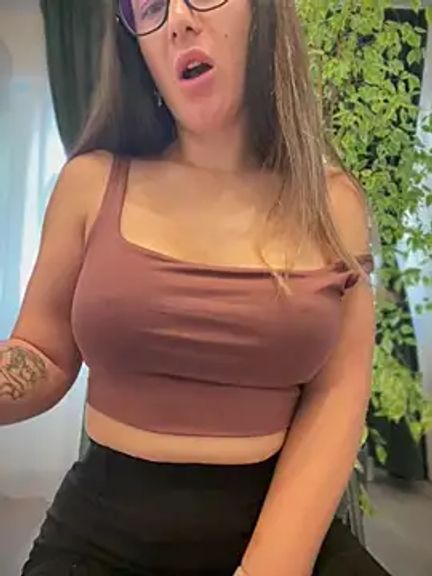 HotXMom_