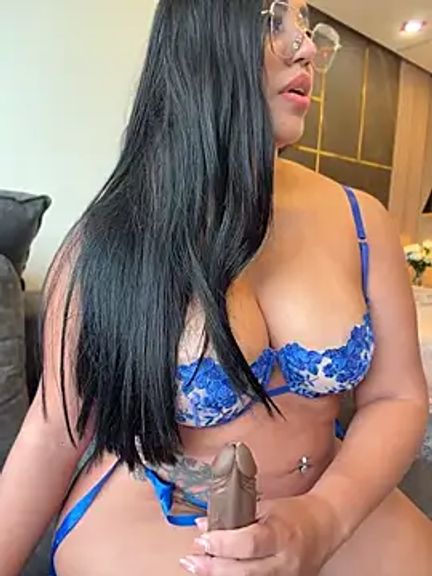 emily-Hornyy