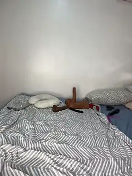 emily-Hornyy