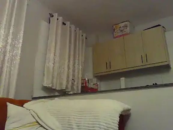 Smalltittsbigass