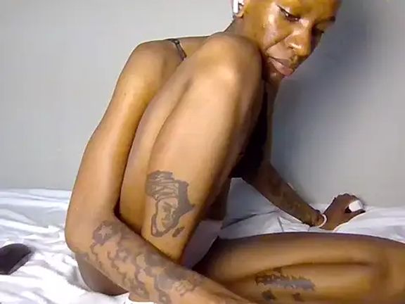 Queen_slim2