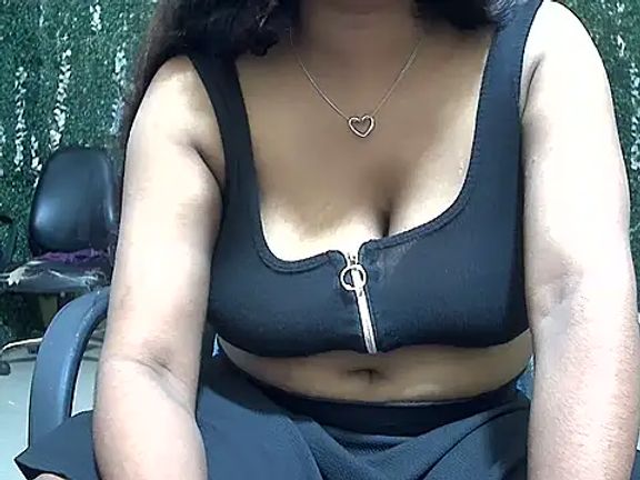 Ruhi_Hotty
