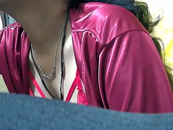 Ruhi_Hotty