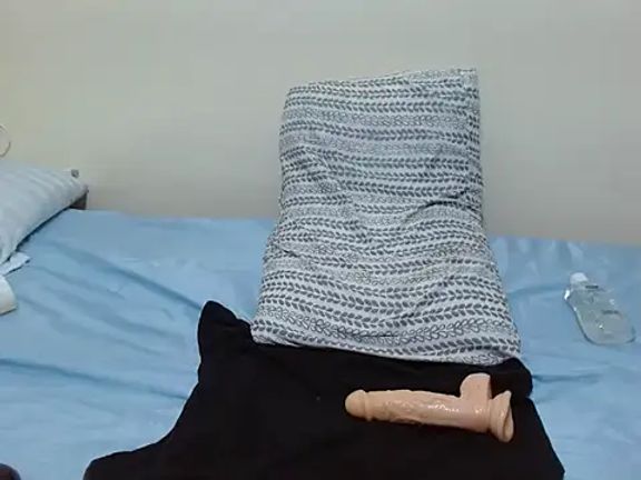 queen_ema1