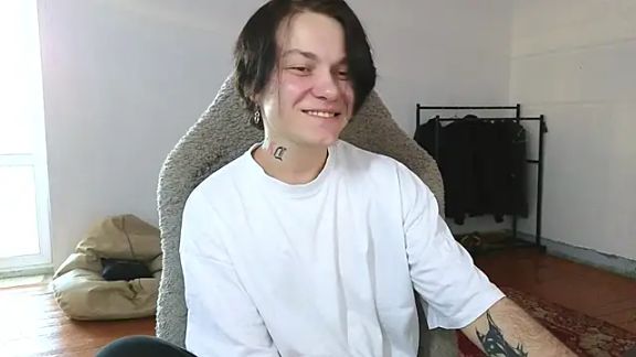 esajukyy