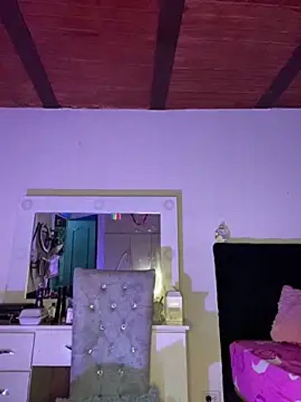annahot2