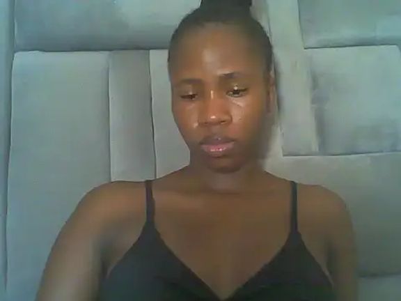 Cuteebony16