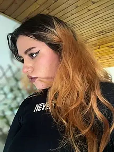 NikkiNix