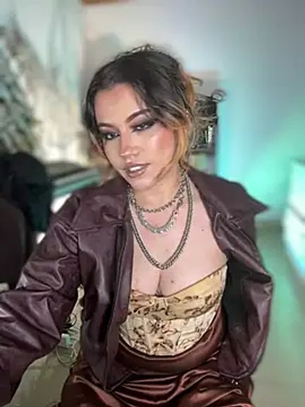 NikkiNix