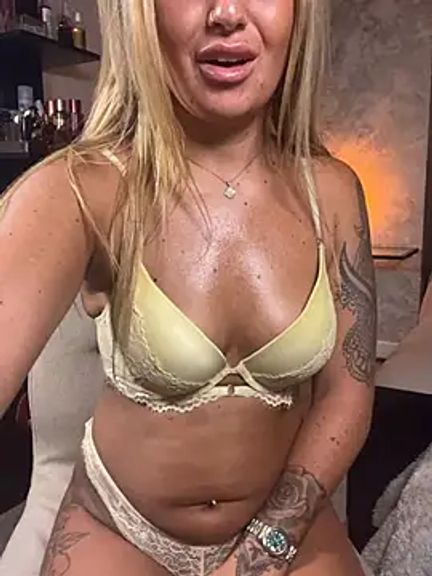 CharlottemilfUKx