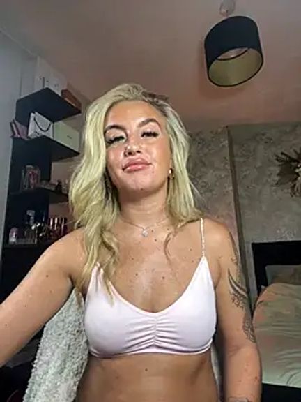 CharlottemilfUKx
