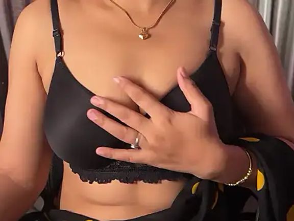 Radhika_4_you