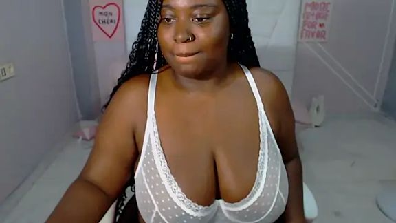 curvyblackwoman