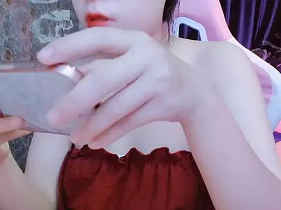 Julie_Ulie