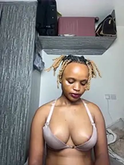 Tempting_Ebony