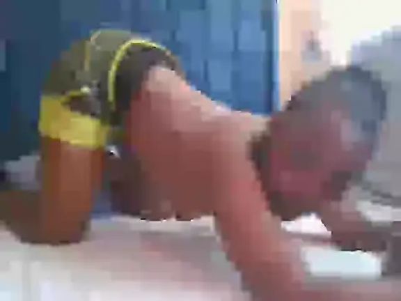 deeassbig2