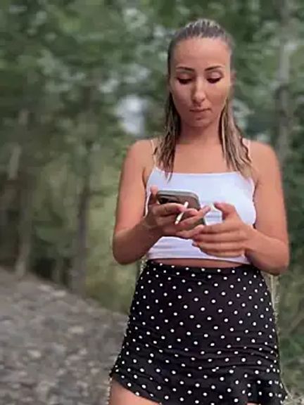 LetsFunKARINA
