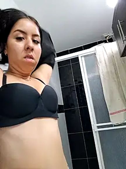HOTANDSKINNY
